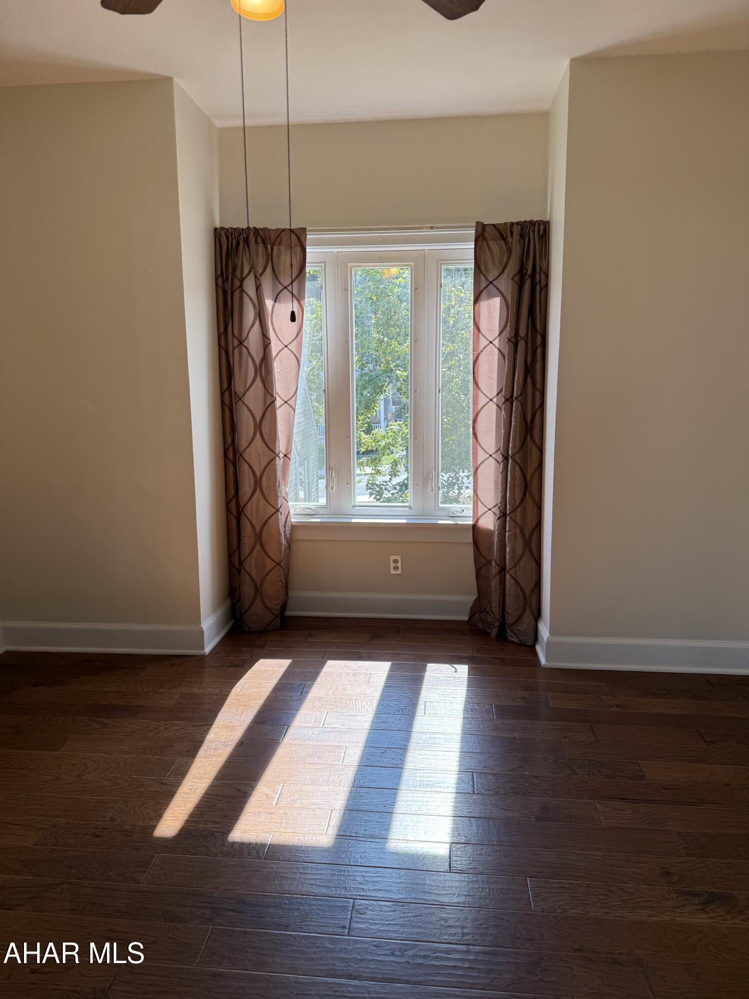 Calvert Hills - Residential