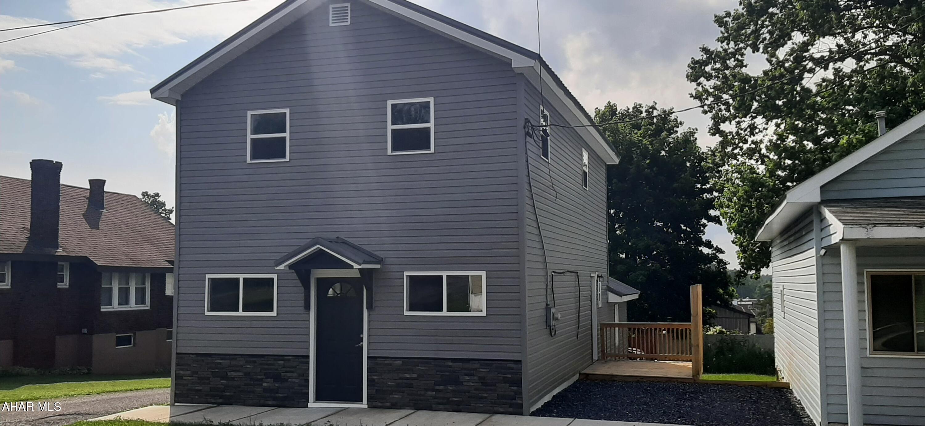 Welcome to your move in ready home in Cresson Borough!  This home has been transformed and ready for its new owners. This 2 story, 3 bedroom, 1.5 baths home has been fully renovated which includes, roof, wiring, windows, kitchen, both baths updated, 2nd level laundry, new flooring and carpet, new lighting, and off street parking, including a 1 car integral garage. The exterior has been updated as well with new siding and faux stone accents. This home offers so much for the money. Call for your tour today!