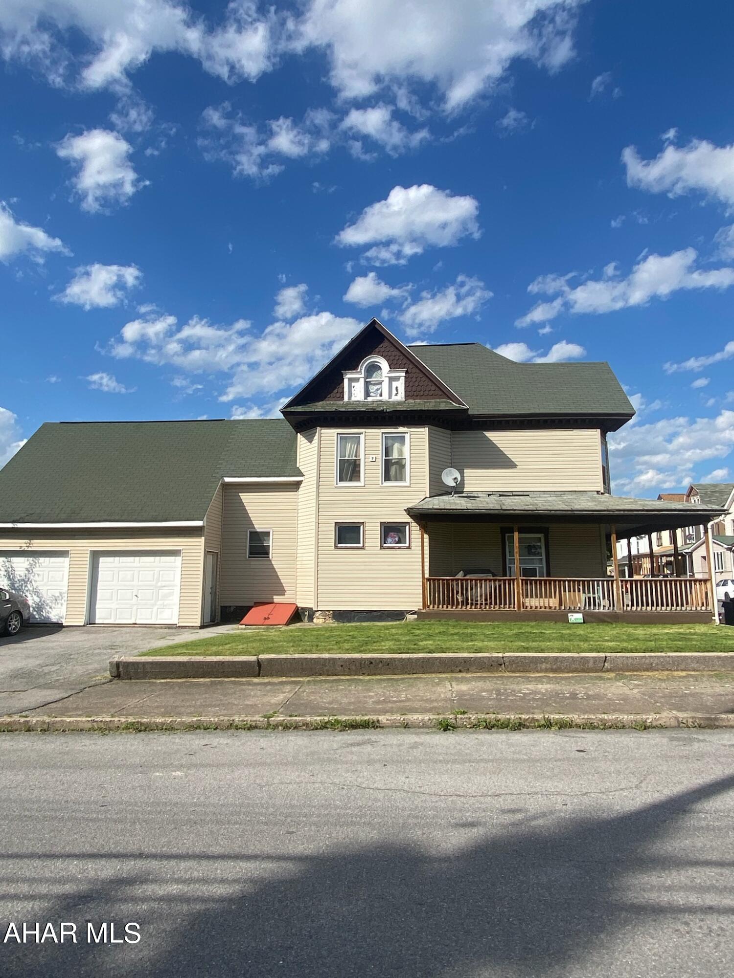 East End - Residential Income