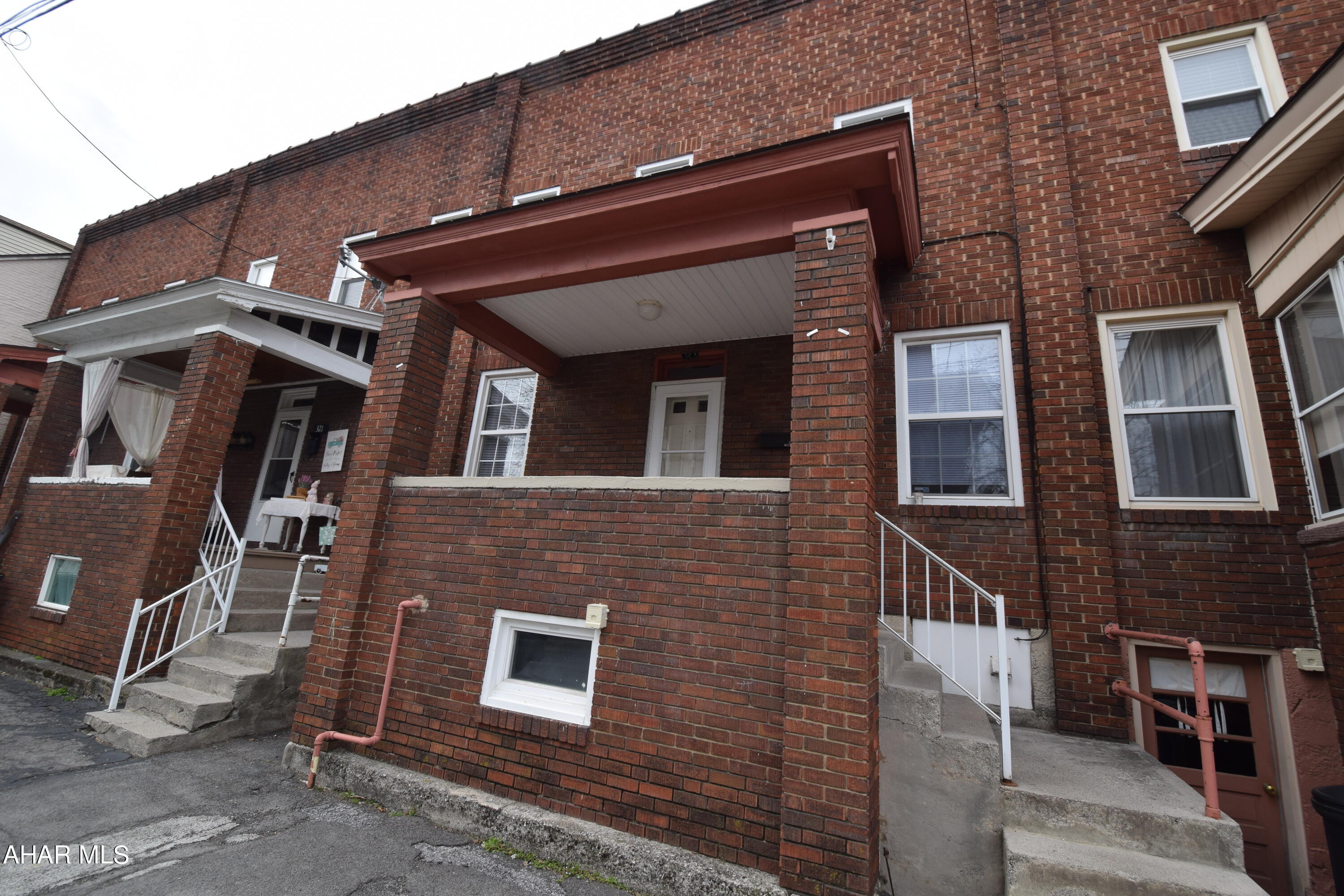 Just finished!   A beautiful remodel of this  great borough townhouse within walking distance to all the great things Hollidaysburg has to offer.  Fresh paint, remodeled kitchen and baths.  Hardwood and ceramic tile flooring.  Large bedrooms.  Newer windows.  Composite porch floor.   Fenced yard. This home will be move-in ready when you are!