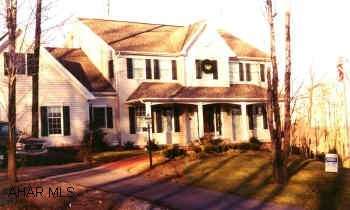 PIPED FOR CENTRAL VAC, SAFE IN BASEMENT FLOOR, 5TH BEDROOM IN LOWER LEVEL, GOURMET KITCHEN -TOP OF THE LINE, IN LAID HARDWOOD FLOORS. 9' CEILINGS ON 1ST FLOOR.
