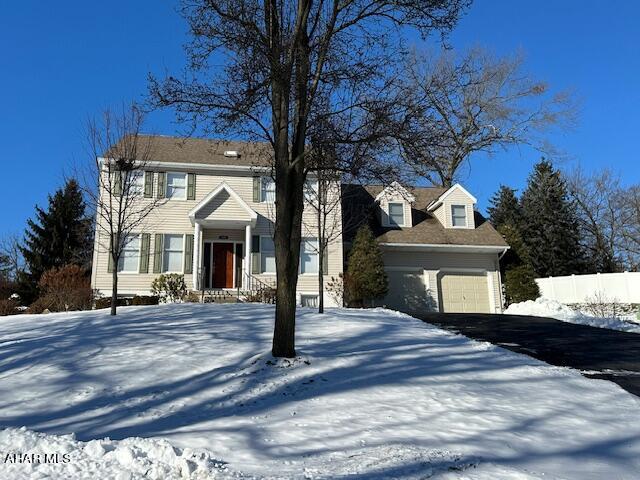 Holiday Manor - Residential