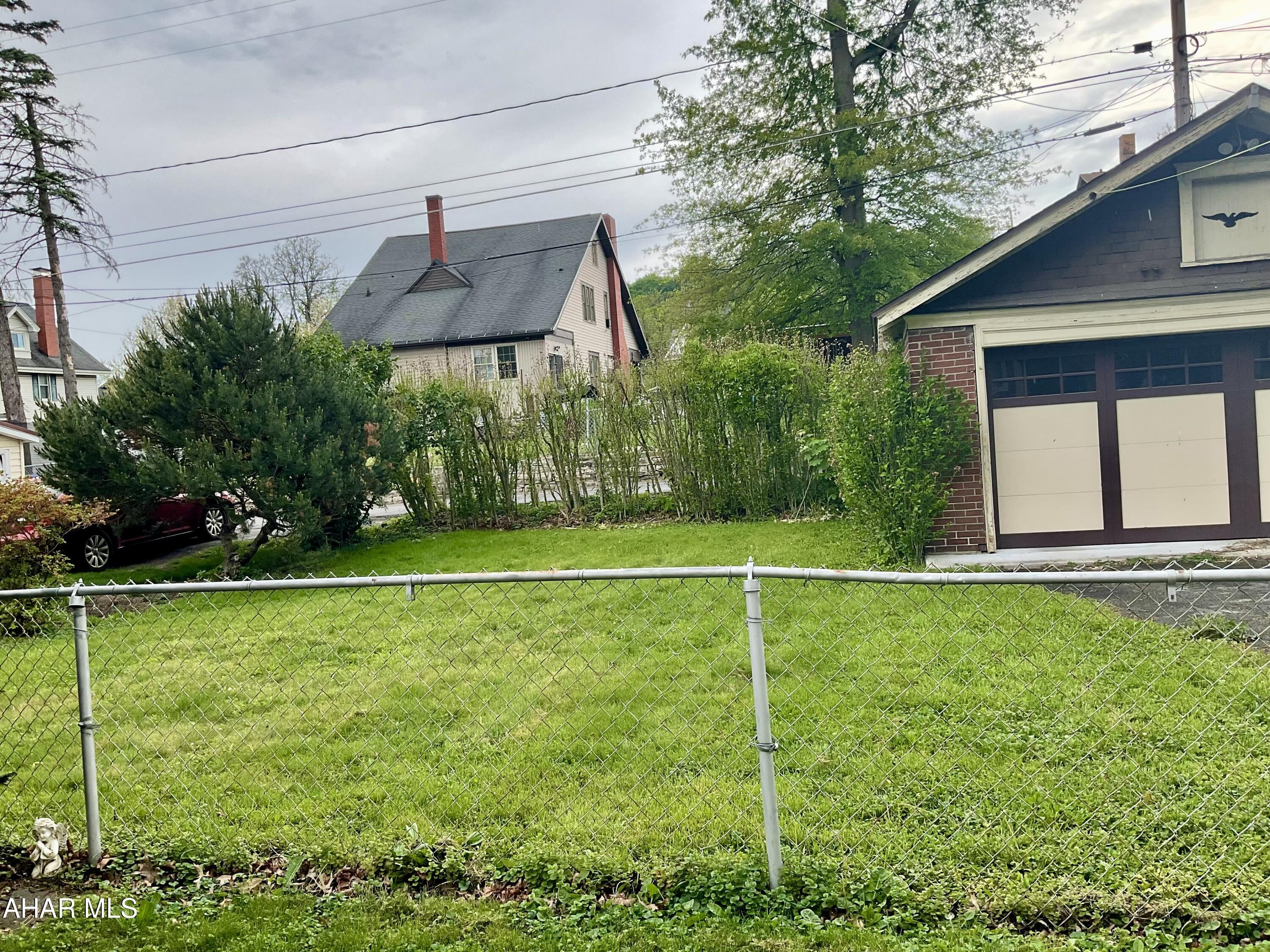 Mansion Park - Residential