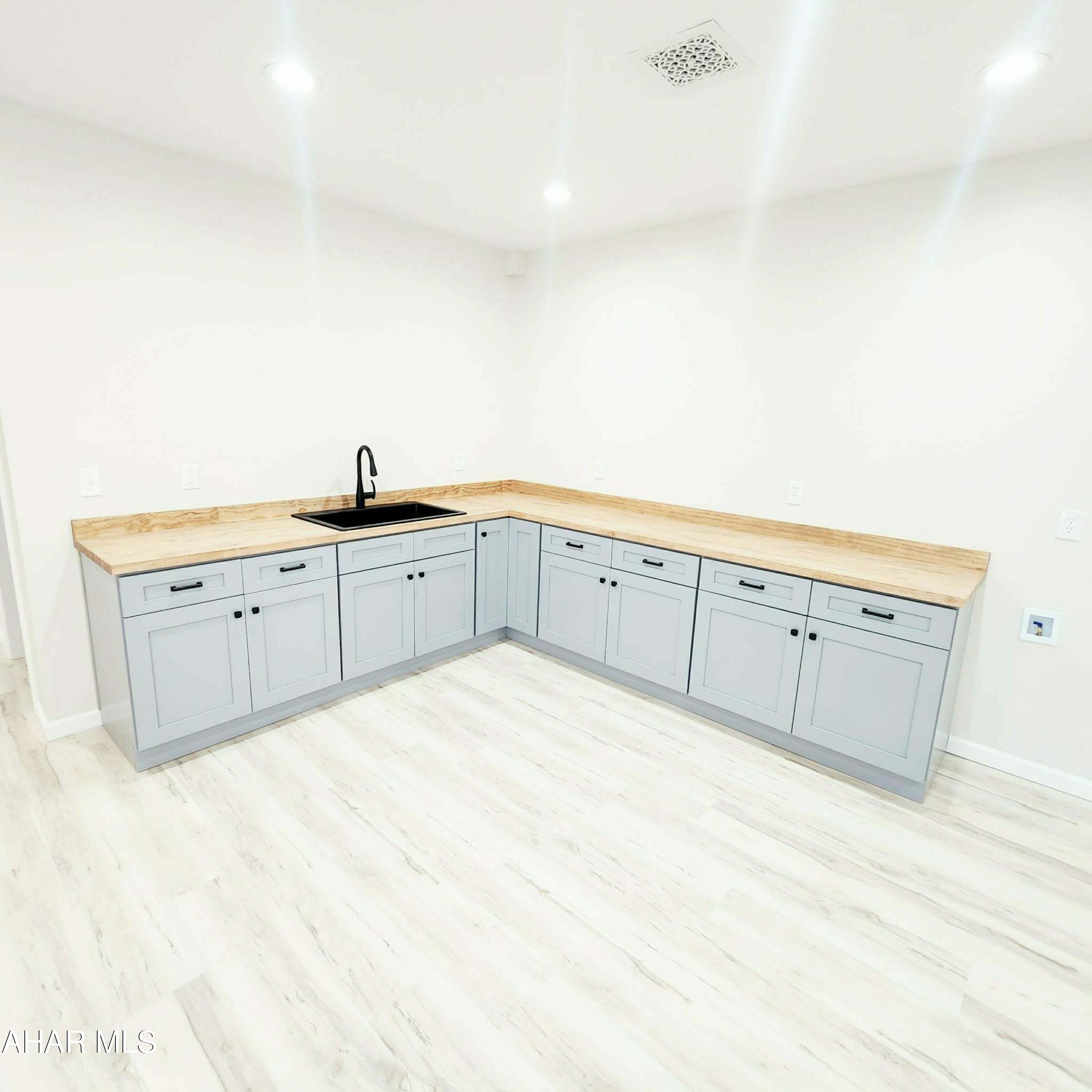 Scotch Valley - Residential