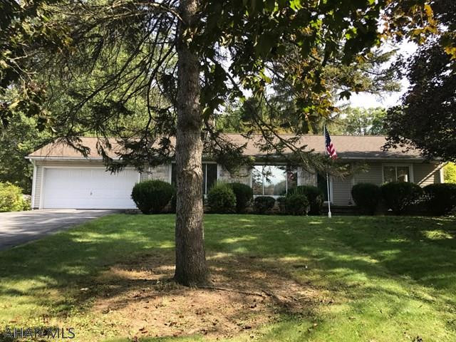 Beautiful one acre parcel in Bellemeade. Home has 2 bedrooms, 1 bath with the possibility of 3rd bedroom. There are hardwood floors under the carpet. Two car attached garage.