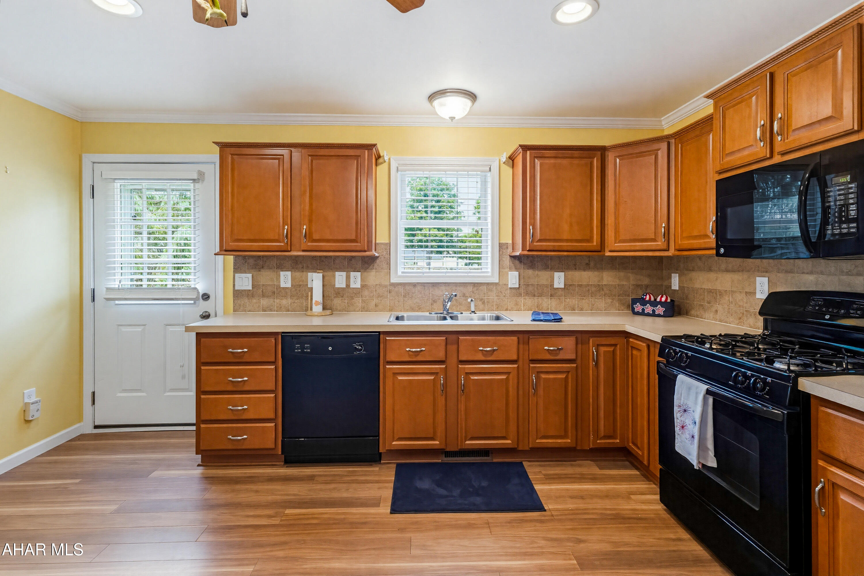 Deer Meadow 55+ Gated Community - Residential