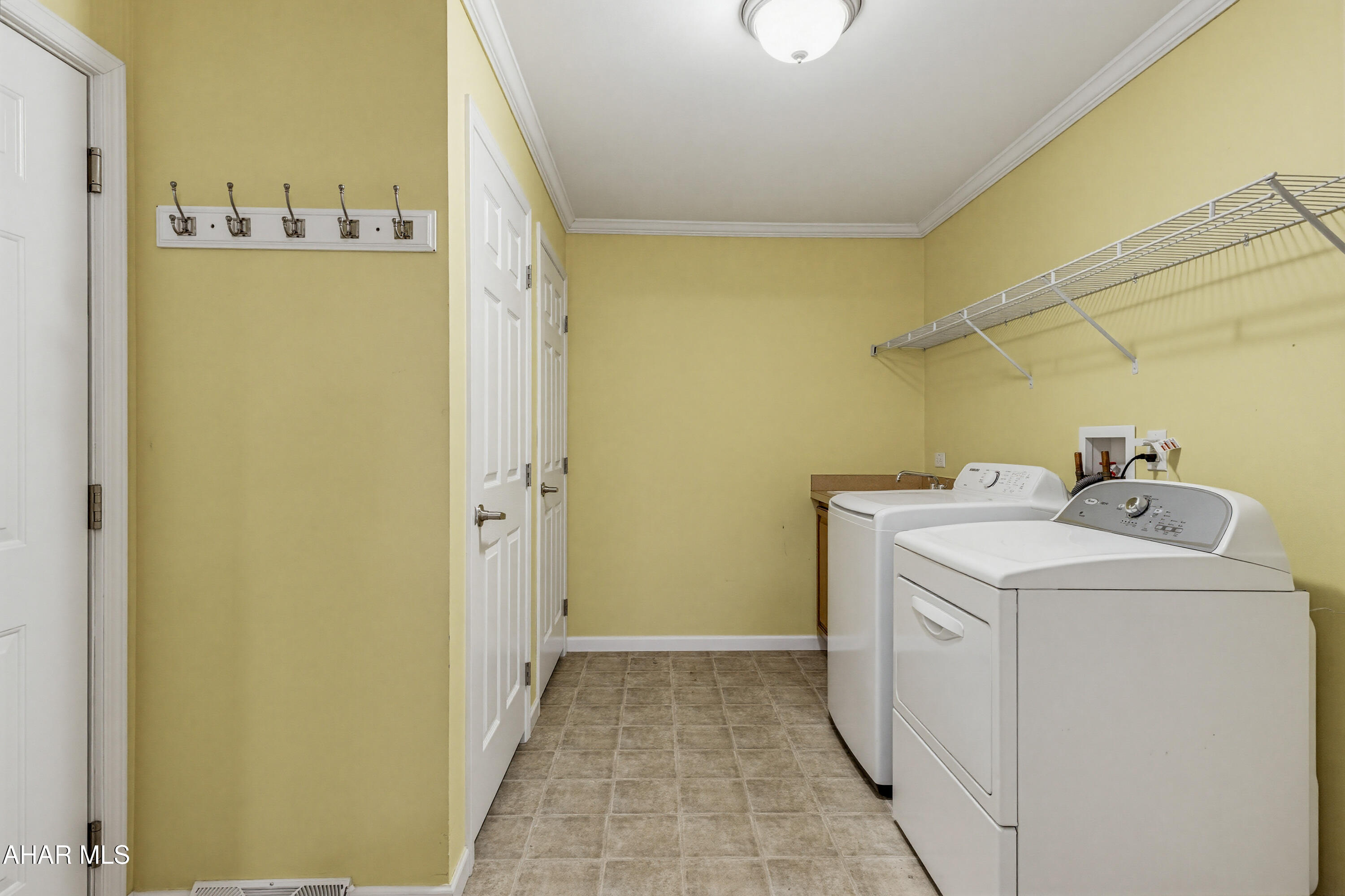 Deer Meadow 55+ Gated Community - Residential