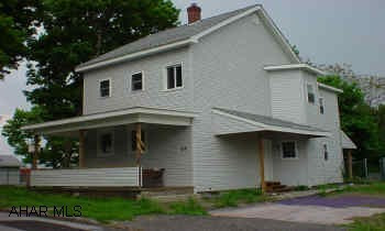 1417 & 1419 Lloyd Street lots included. Lots of house for the money. All the major remodeling expenses are done, newer windows, roof, wiring, siding and furnace. All on 1/4 acre (4 city lots). 1st Fl., new carpet. Off-street parking. 1417 & 1419 Lloyd Street lots included. Lots of house for the money. All the major remodeling expenses are done, newer windows, roof, wiring, siding and furnace. All on 1/4 acre (4 city lots). Just move in and do the inside to your liking. 1st fl., new carpet. Owner will look at all offers. Continue to show, take back-up offers.