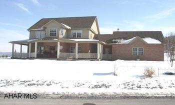 2 STORY WITH 4 BEDROOMS AND 3.5 BATHS ON OVER HALF ACRE LOT. FORMAL DINING ROOM W/TREYED CEILING, DEN OR MEDIA ROOM AND LARGE BASEMENT W/ 3/4 BATH. CUSTOM BUILT TWO STORY FEATURING 4 BEDROOMS AND THREE AND ONE HALF BATHS. THE UNIQUE FLOOR PLAN OF THIS BEAUTIFUL HOME INCLUDES REAR BREAKFAST NOOK, FIRST FLOOR DEN, WRAP AROUND DECK AND CERAMIC TILE FOYER.  THE BEAUTIFUL VIEW IS FREE!