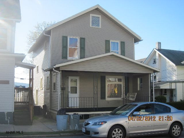 MOVE RIGHT IN this updated home in Very nice and quiet neighborhood! 3 bedrooms with great closet space. Updated Kitchen and Bath. New furnace, privacy fence, off-street parking, covered deck, covered porch, partially finished basement, seller to install new hot-water tank, basement dryloked, This is the one you've been waiting for!