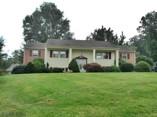 Holiday Manor - Residential