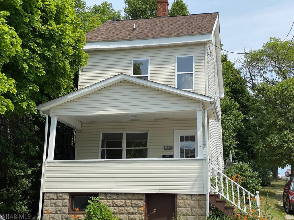PRICED TO SELL! Cozy and Updated 2-3 bedroom home on corner lot in Fairview! Half way between Penn State Altoona Campus and UPMC Altoona Hospital. Close to shopping and public transportation. Brand new bath and kitchen with stainless appliances, new carpeting, newer roof, thermopane windows, vinyl siding and central air make this home relatively care free for years to come. Possible off street parking in rear at alley. Don't pay rent or dorm fees! - own and live in this Cutie for less or use as an investment property. Great Starter Home!