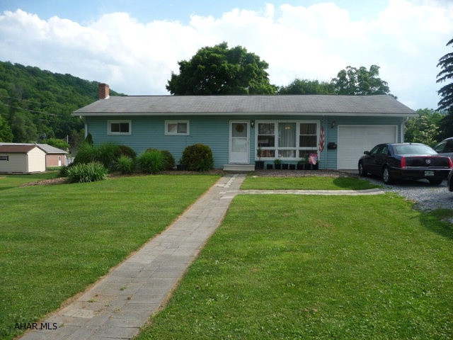 Nice one story home with one car garage on level lot in quiet neighborhood. Many features include hardwood floors throughout, updated electrical service, central air, and newer back deck. Convenient to town, schools and shopping.