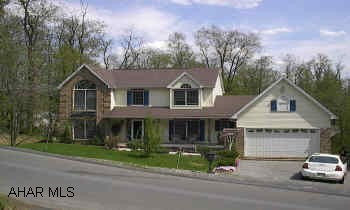 You have to see this home, lovely & Spacious, 4-Bedroom, 3 1/2 Bath, Cherry Kitchen