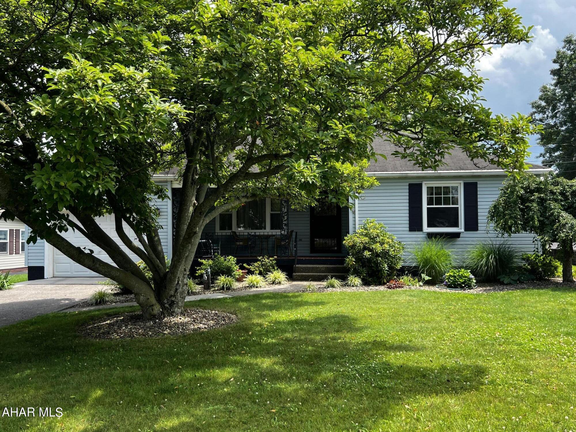 Hollidaysburg - Residential