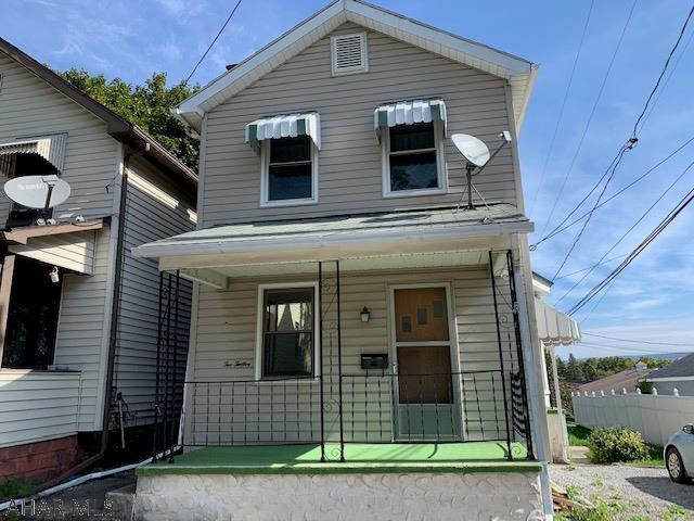 Hollidaysburg Borough. Convenient location to shopping and public transportation. New carpet, freshly painted. Great investment property or starter home. Off street parking.