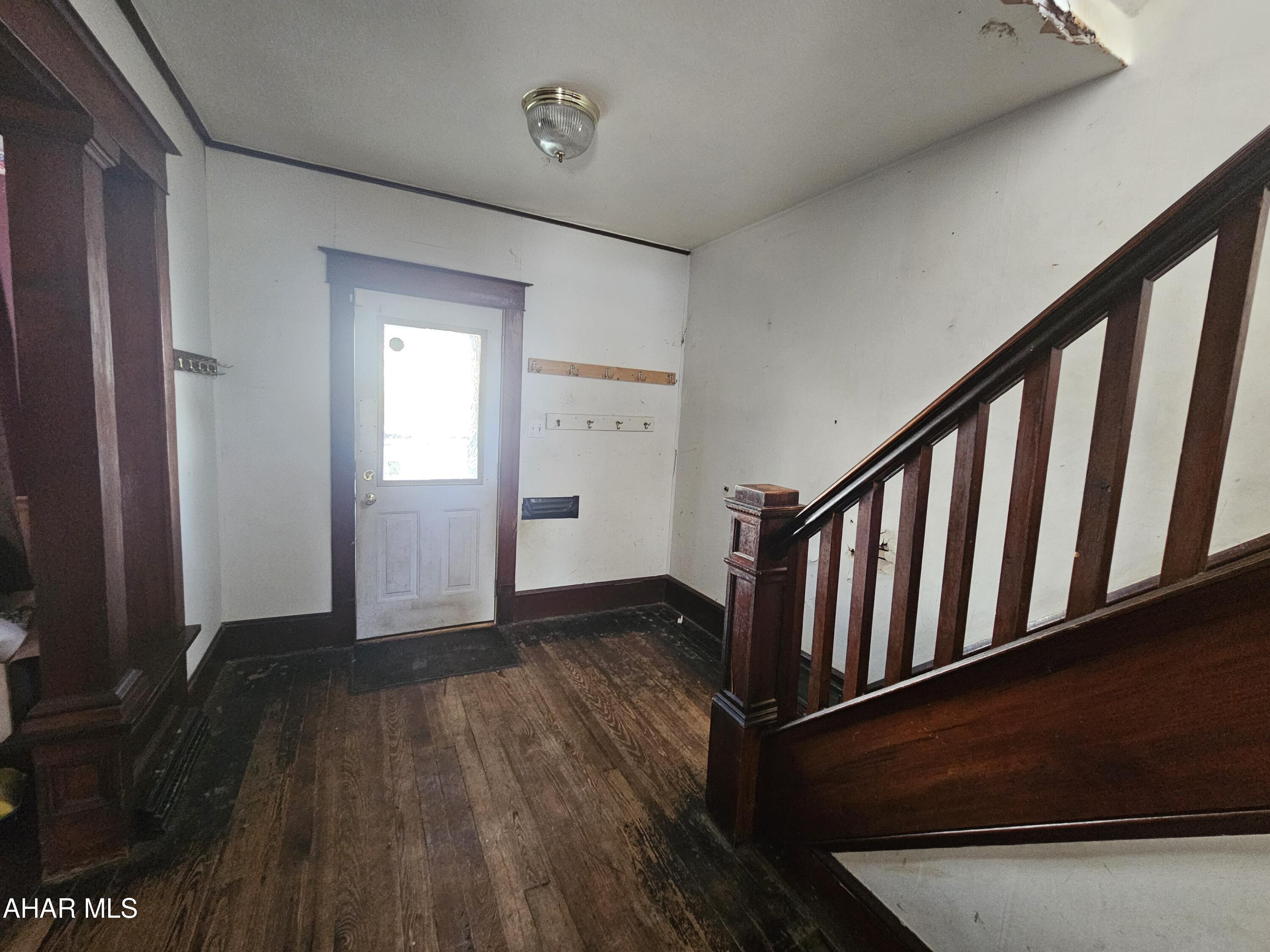 Juniata - Residential