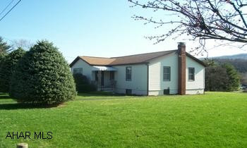 One story vinyl ranch with 2 car garage. Covered Patio.  Well kept and constructed. Den in basement. Very good condition, partial basement finish, large lot, good garage.