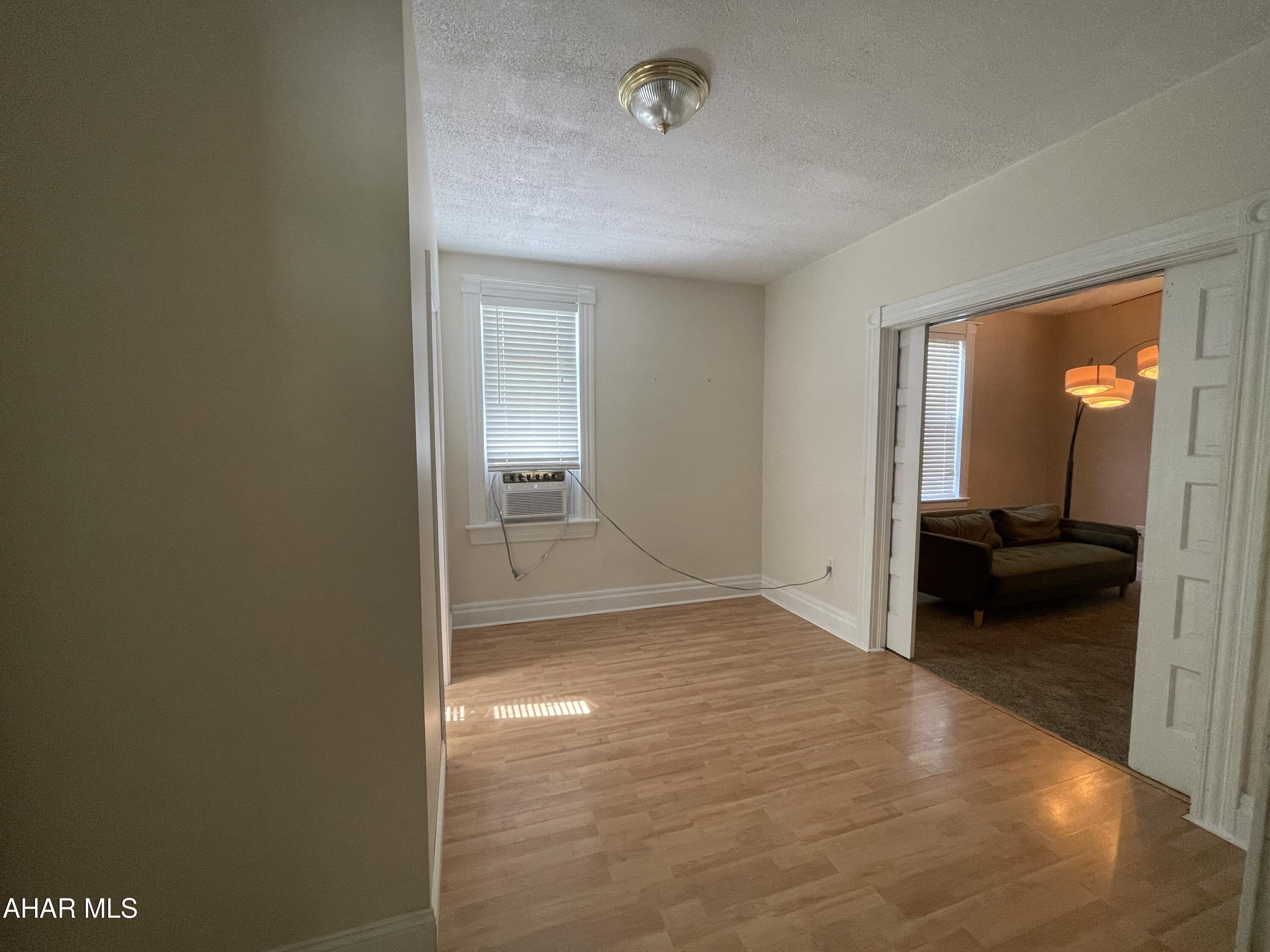Juniata - Residential