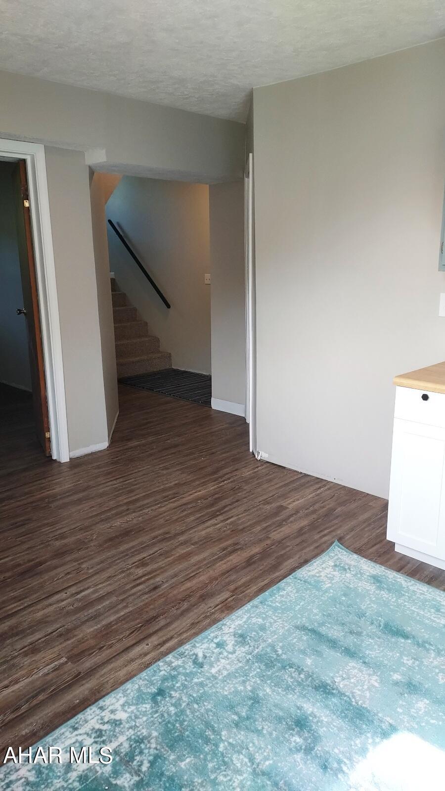 Sunnybrook Acres - Residential
