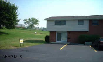 End unit 3 bedroom townhouse with basement. New swimming pool, roads just paved. Call Tracy Ferguson. 695-6601 Cell # 937-8197     Motivated owner ready to sell! Nice 3 bedroom with partially finished basement. End unit. Call Tracy Ferguson.  Association dues $130.00 monthly.
