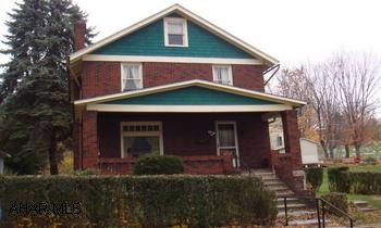 2 story brick home in a quiet location. Perfect for the small family, starter home or downsizing. 2 story brick home in a quiet location. Perfect for the small family, starter home or downsizing.