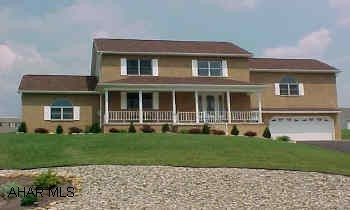 TERRIFIC 4 BEDROOM  HOME WITH CATHERAL WOOD CEILINGS IN MASTER SUITE AND FAMILY ROOM. GORGEOUS FOYER WITH SPLIT STAIRWAY.PLEASANTVIEW OFF NEWRY LANE.  TERRIFIC FOYER WITH SPLIT STAIRWAY.  CATHEDRAL WOOD CEILINGS IN FR AND MBR AND BA.  UNIQUE DESIGN IN MBR.  GREAT HOME!  DO NOT LET CATS OUT (SOLID WOOD DOORS)
