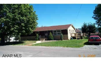 Yellow brick, one story-plaster walls-electric baseboard heat-average bill -$130 per month. 70x100 lot. large basemenet with tons of potential. Yellow brick, one story-plaster walls-electric baseboard heat-average bill -$130 per month. 70x100 lot. large basemenet with tons of potential.
