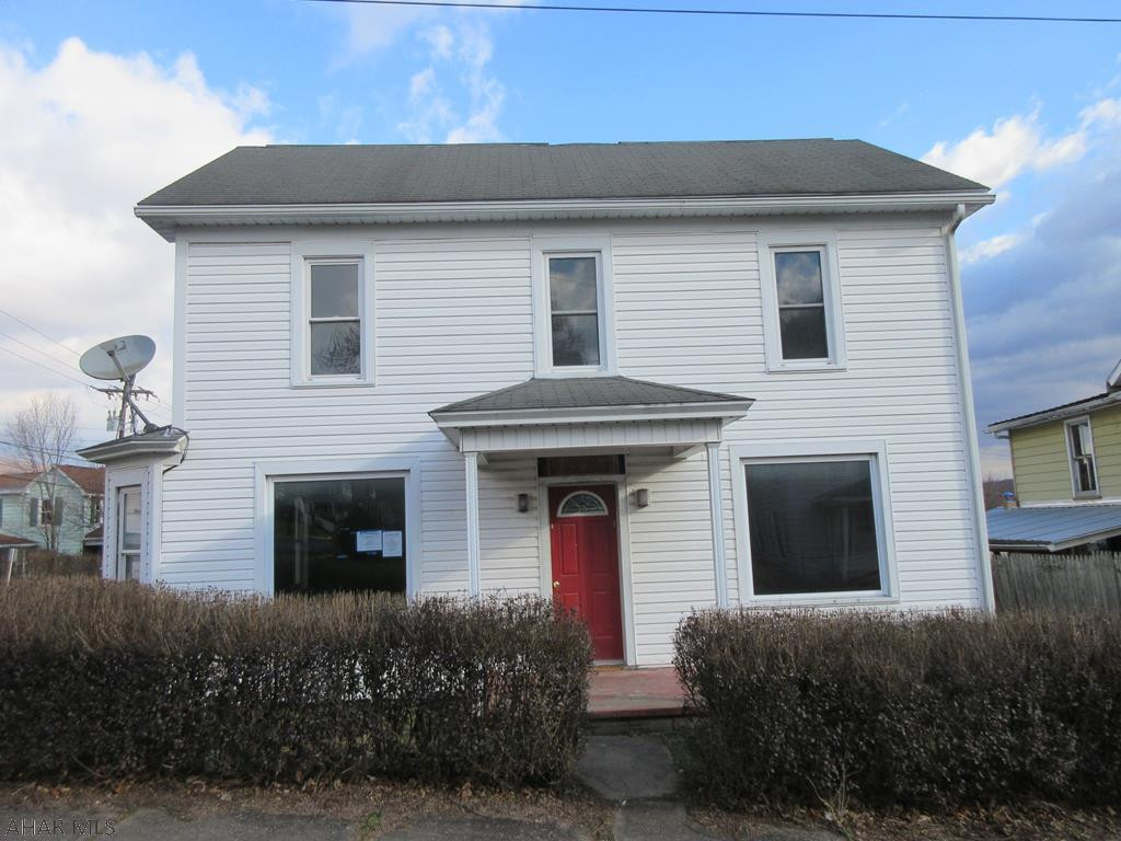Large 2 story vinyl Mount Union home. 4 bedrooms, 1.5 baths, large living room, and formal dining. Nice yard with carport and large storage shed. Loads of possibilities, but needs some TLC. Property sold AS-IS. Seller will make no repairs. Offers must be submitted through HUD approved broker. Buyer pays both transfer taxes. Exclusive Agency. Equal Housing Opportunity. Marketed by Olympus AMS www.olympusams-re.com. www.HUDHomestore.com