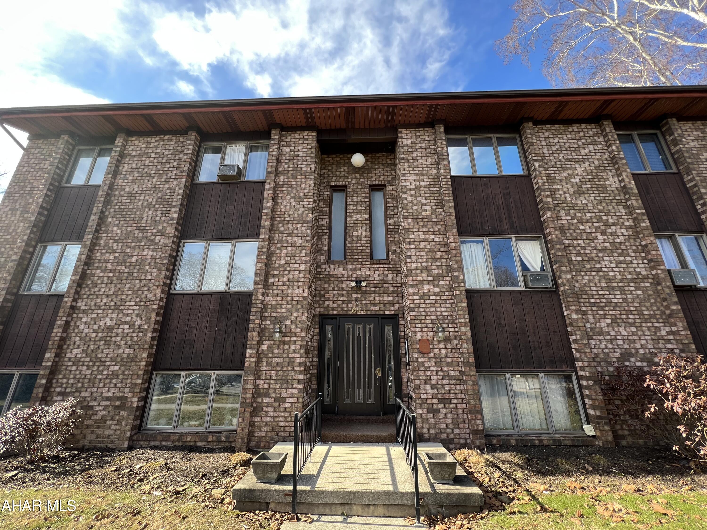 Penn Terrace - Residential
