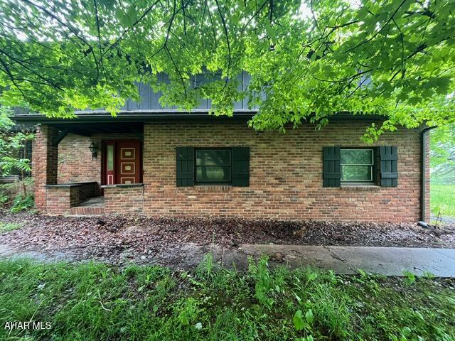 Calling all investors, flippers, and visionaries! This solid 5-bedroom, 2.5-bath brick home offers a rare opportunity to create your ideal investment in a well-established neighborhood. With generous square footage and a traditional layout, this property is brimming with potential for a stunning transformation.

Though the home is in need of significant updates and repairs, it provides the perfect blank canvas for a creative renovation or a lucrative rental. The classic brick exterior and spacious interior rooms lay the groundwork for a rewarding project—whether you're looking to flip, rent, or craft your dream home from the ground up.