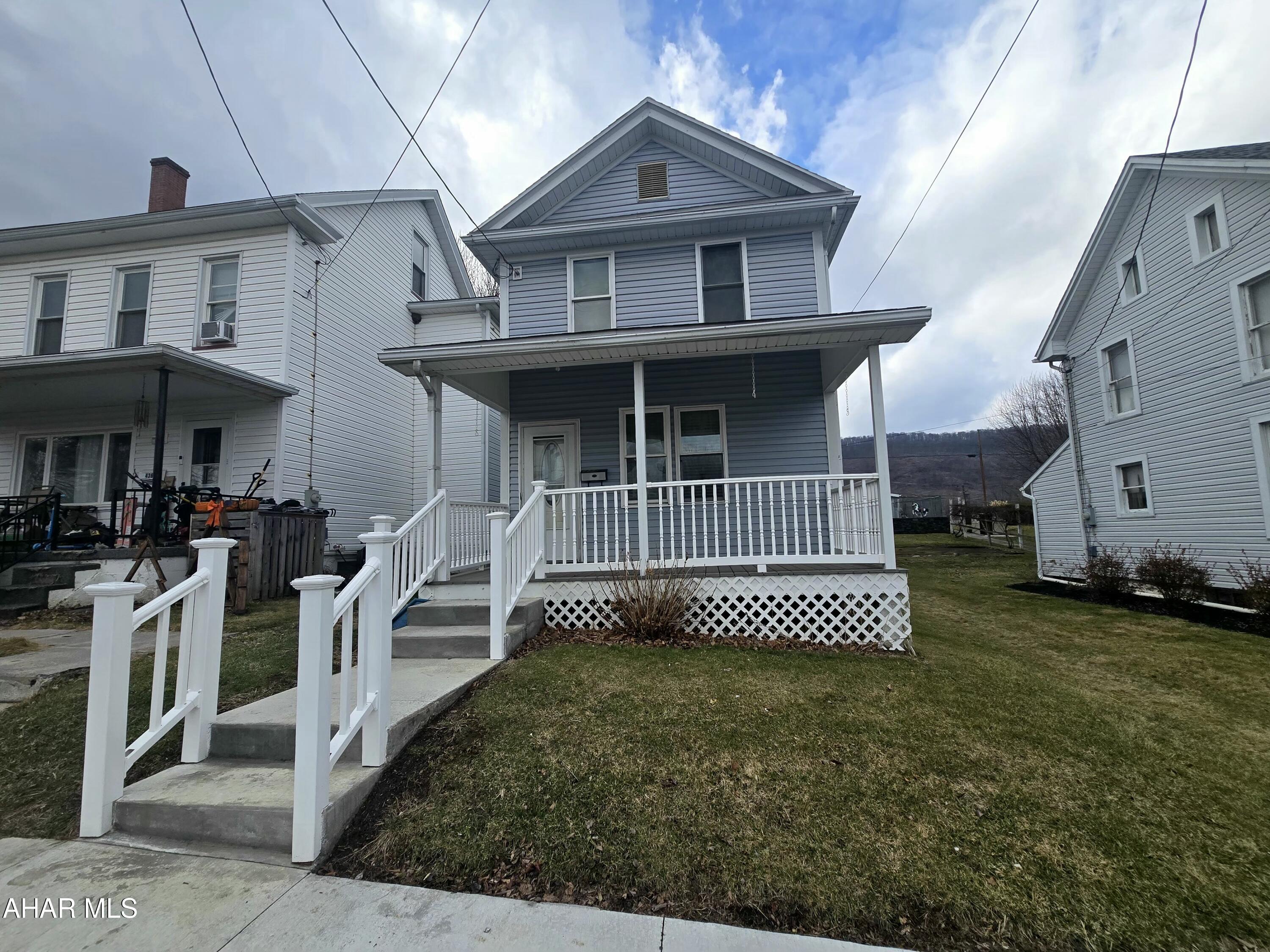 Located in the heart of Roaring Spring this cute and cozy home is waiting for you!  The exterior offers newer windows, siding, and roof.  Around back you will find off street parking, shed, and manageable lot.  Step into the front door where you will be welcomed by an oversized living room.  The kitchen boasts new flooring and an open floor plan for eat in kitchen/dining.  The second floor boasts a full bathroom with many updates.  The 3 bedrooms(one is captive) allow for unlimited potential.  Schedule your private showing today!
