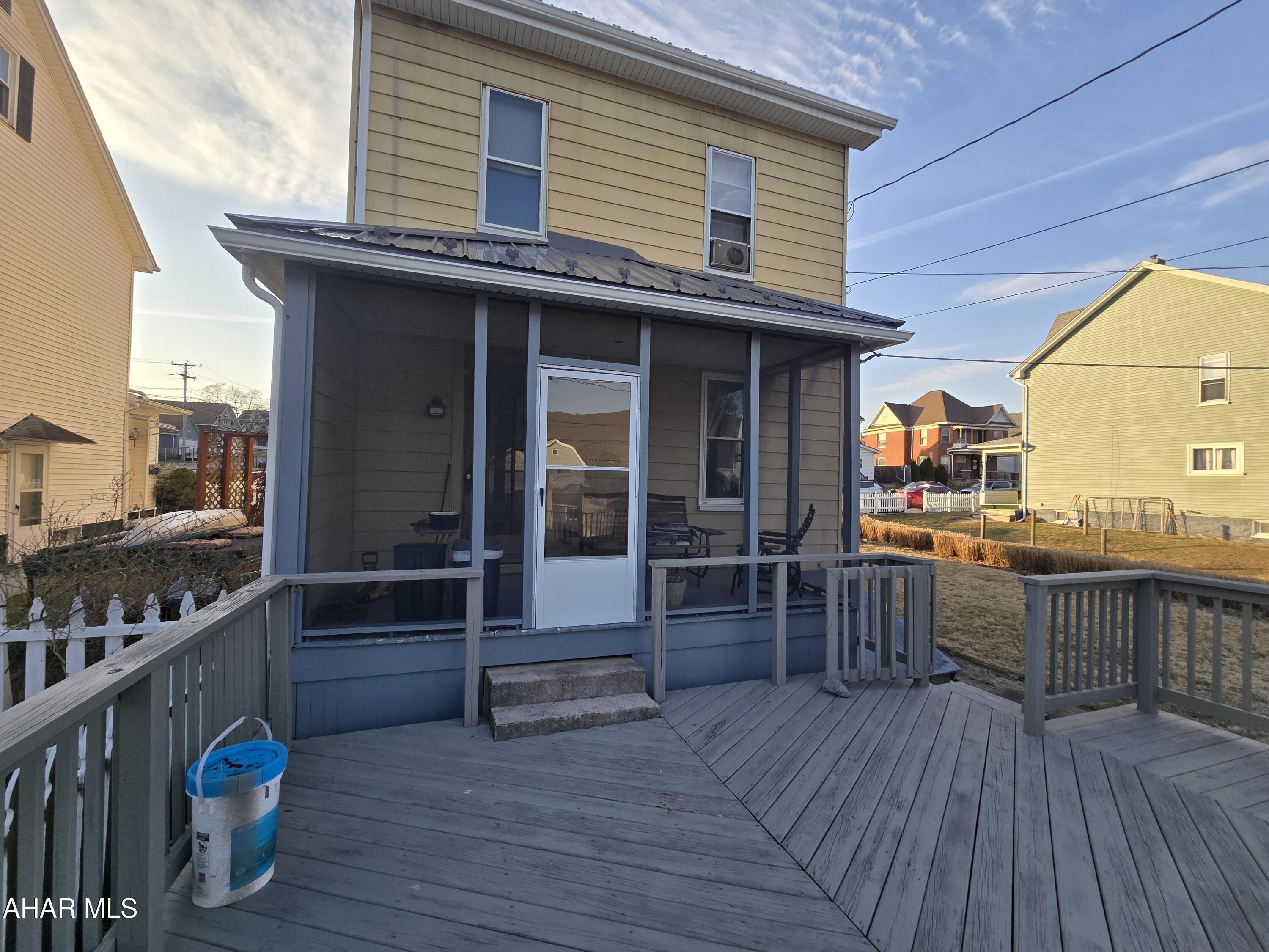 East End - Residential