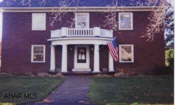 WHILE SOAKING IN YOUR JACUZZI YOU CAN DO YOUR LAUNDRY IN 2ND FLOOR LAUNDRY ROOM. LOCATED IN PRESTIGIOUS MANSION PARK AREA! BAKER SCHOOL. WHILE SOAKING IN YOUR JACUZZI YOU CAN DO YOUR LAUNDRY IN 2ND FLOOR LAUNDRY ROOM. LOCATED IN PRESTIGIOUS MANSION PARK AREA! BAKER SCHOOL.