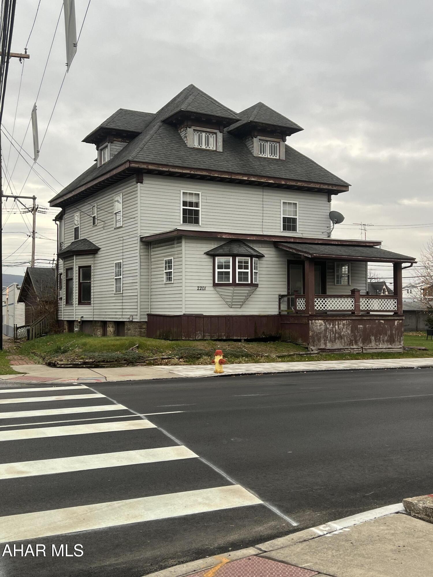 If you are looking for a multi-unit you have to check out this investment property!  Located across from the Jaffa Mosque - it has three units PLUS a garage that is rented separately.  The spacious 3 BR, 1 BA first floor unit is occupied as of 4/1/26 for $1200/mo freshly painted and with brand new carpet.  The 2nd floor has two different units both of which are currently under lease.  The first is a 1 BR, 1 BA($930/mo) that has been completely updated!  The second is a 2 BR, 1 BA unit($900/mo).  The garage holds 2 cars and is rented for $2700/yr.  Nice flat lot.  Located just minutes away from downtown as well as shopping.

All of this and it comes with a newly installed furnace on 11/17/25.

Schedule your appointment today!