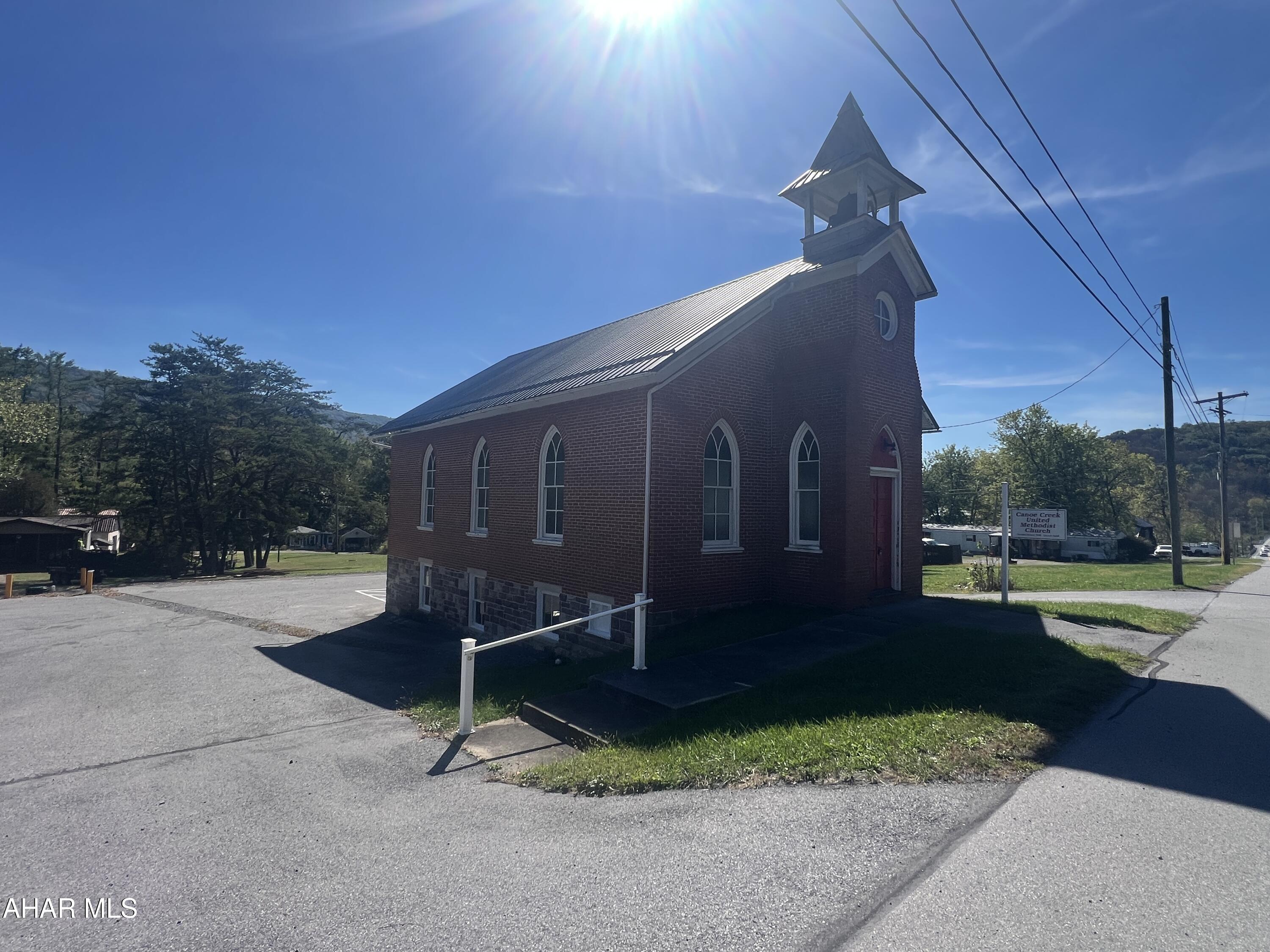 None - Commercial Lease