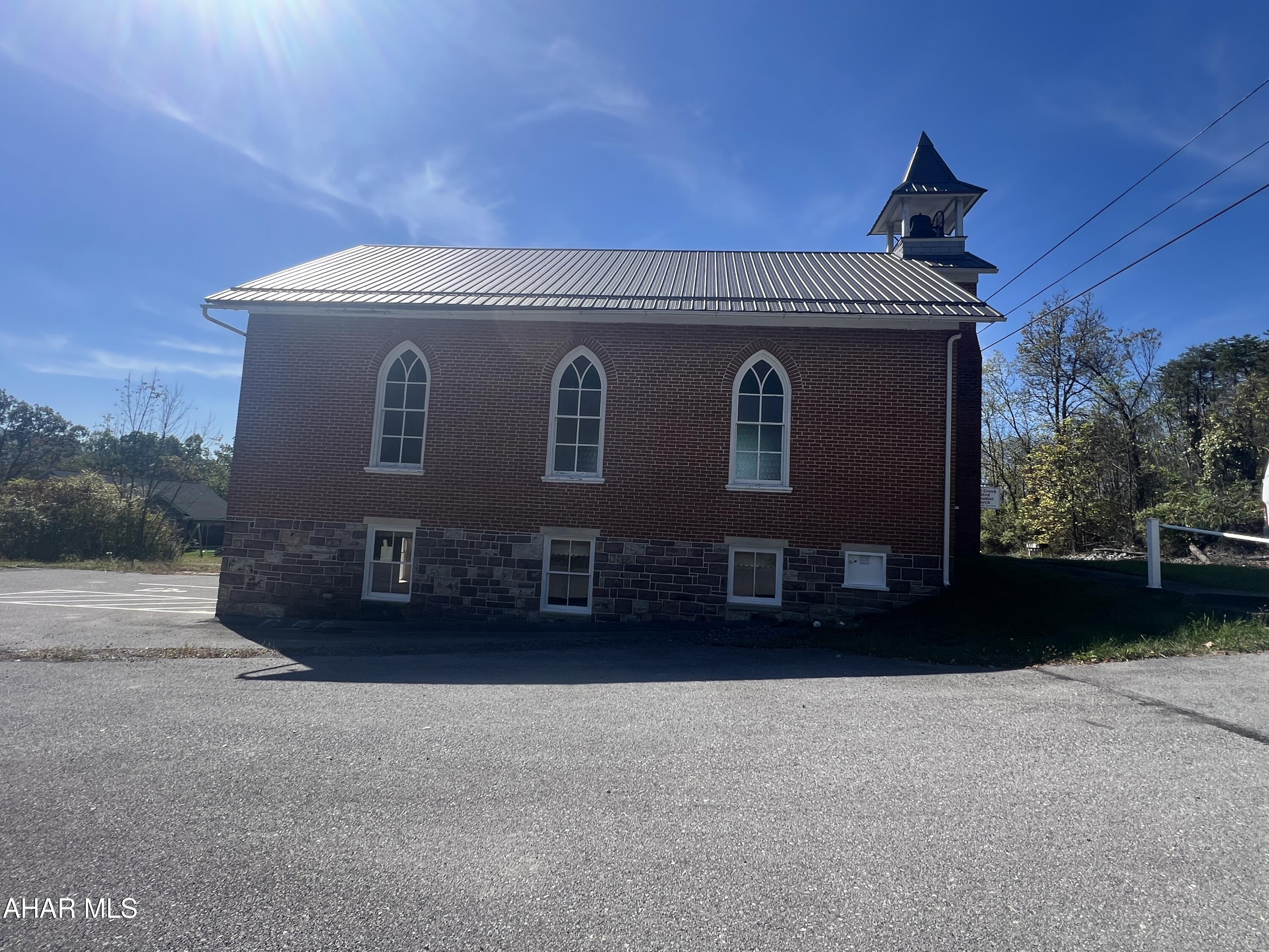 None - Commercial Lease
