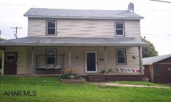 3 Bedroom - 1 downstairs - 2 upstairs. 1st floor laundry - newer vinyl siding & windows - 1 car garage and large front porch. 24 hr. notice - lock box on property - key opens back door.   BONUS, $500 to any selling agent who has an accepted offer that closes by Jan. 15, 2007. Motivated seller make an offer, all offers will be considered. 3 BR, 1st fl laundry, detached garage, on corner lot. Newer vinyl siding and windows. Lockbox, key opens back door. Corner of 38th St. & Campbell St.