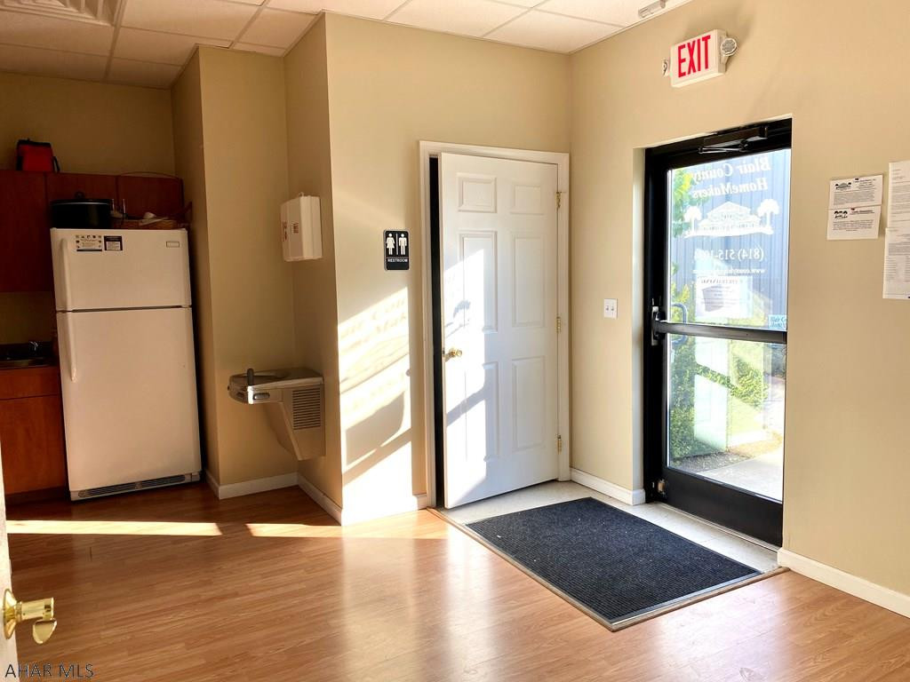 Eldorado - Commercial Sale