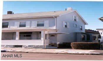 Very nice 1/2 double house, 2 BR, 1 1/2 BA, finishable attic Very nice 1/2 double house, 2 BR, 1 1/2 BA, finishable attic