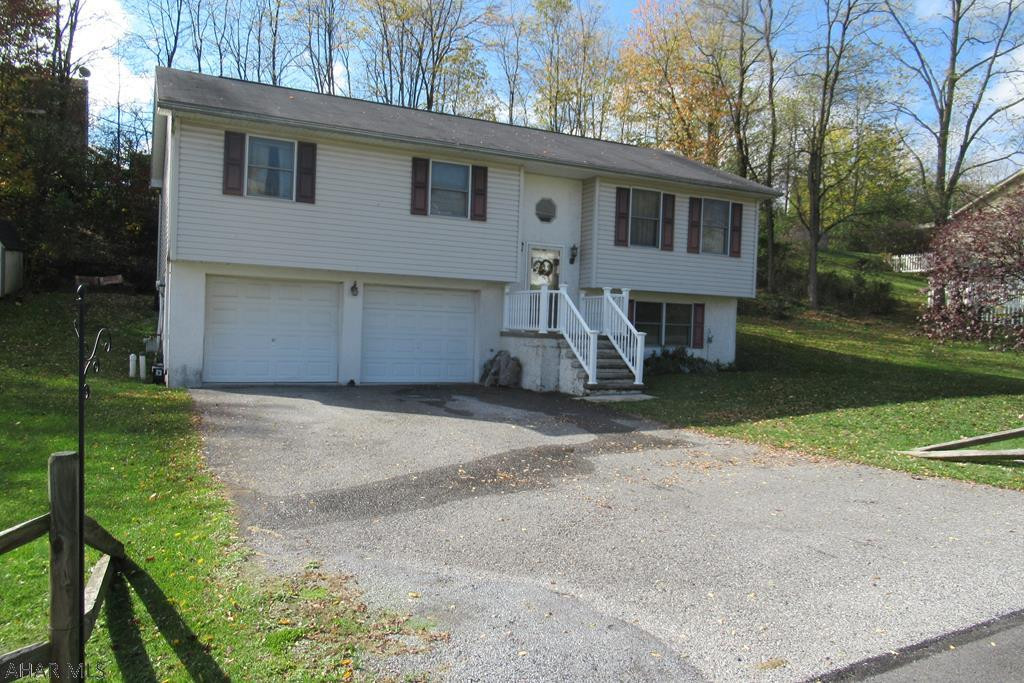 Maple Hollow - Residential