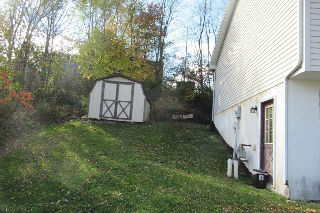 Maple Hollow - Residential