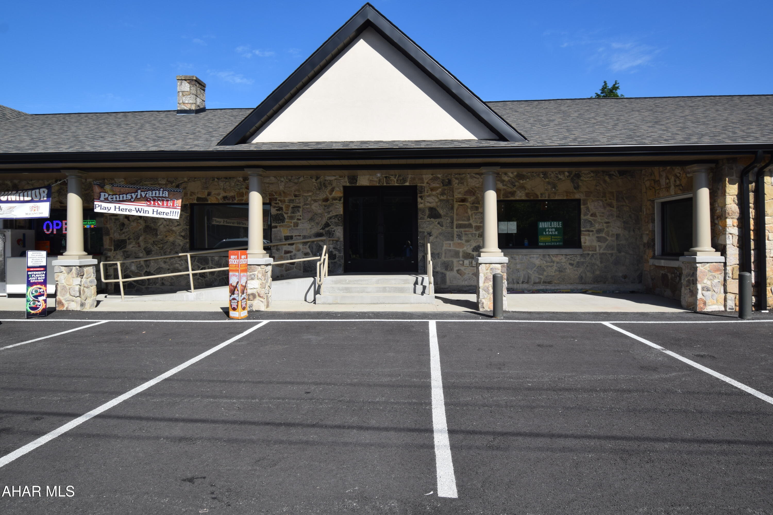 None - Commercial Lease