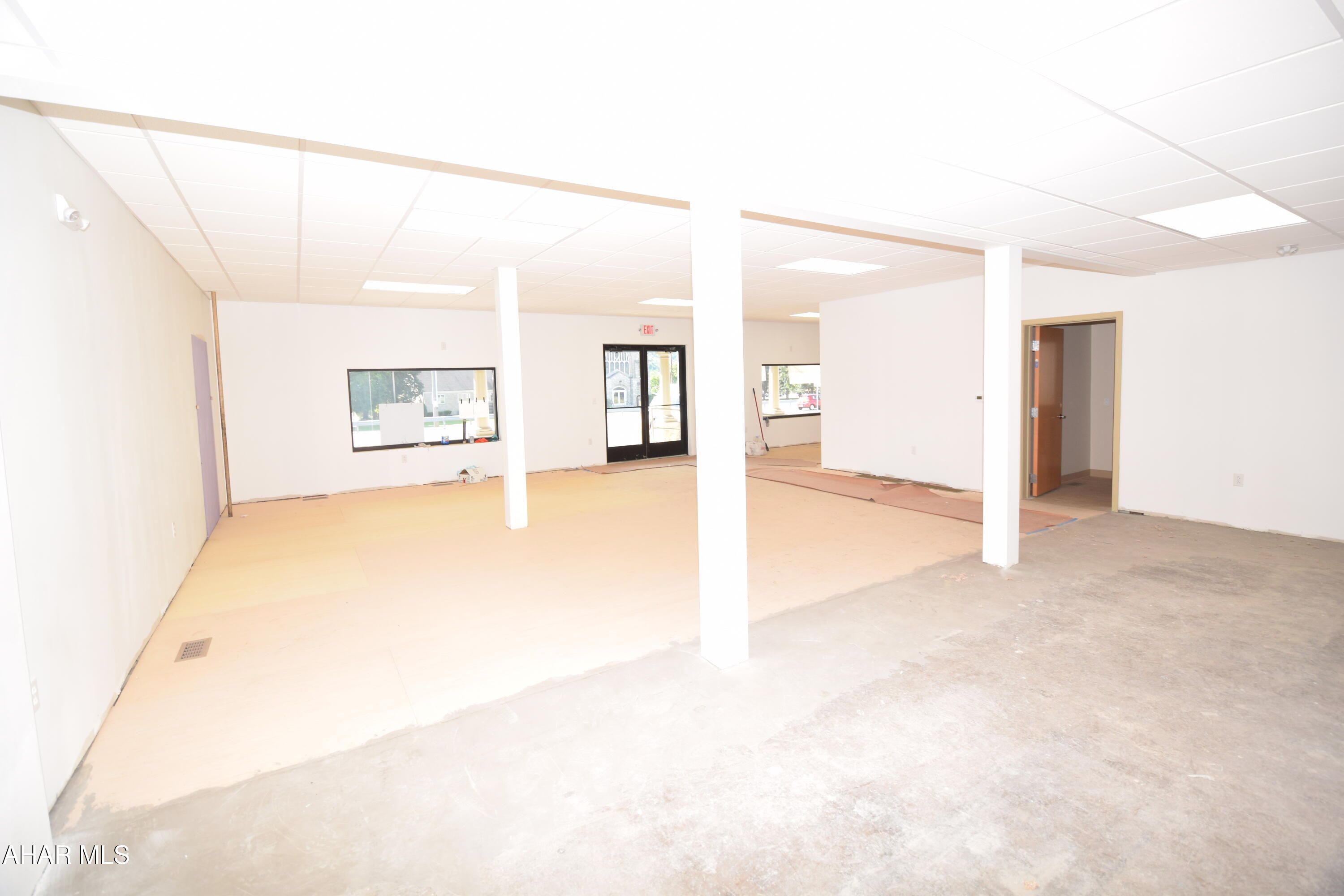 None - Commercial Lease