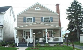ABSOLUTELY GORGEOUS 3 BR, 1 BA TWO STORY. BEAUTIFUL FENCED IN LOT WITH DECK AND ABOVE GROUND POOL. DETACHED 1 CAR GARAGE. NEAR CAMPUS. A MUST SEE. CALL JOHN DAVIDHIZAR AT 207-9808. ABSOLUTELY GORGEOUS 3 BR, 1 BA TWO STORY. BEAUTIFUL FENCED IN LOT WITH DECK AND ABOVE GROUND POOL. DETACHED 1 CAR GARAGE. NEAR CAMPUS. A MUST SEE. CALL JOHN DAVIDHIZAR AT 207-9808.
