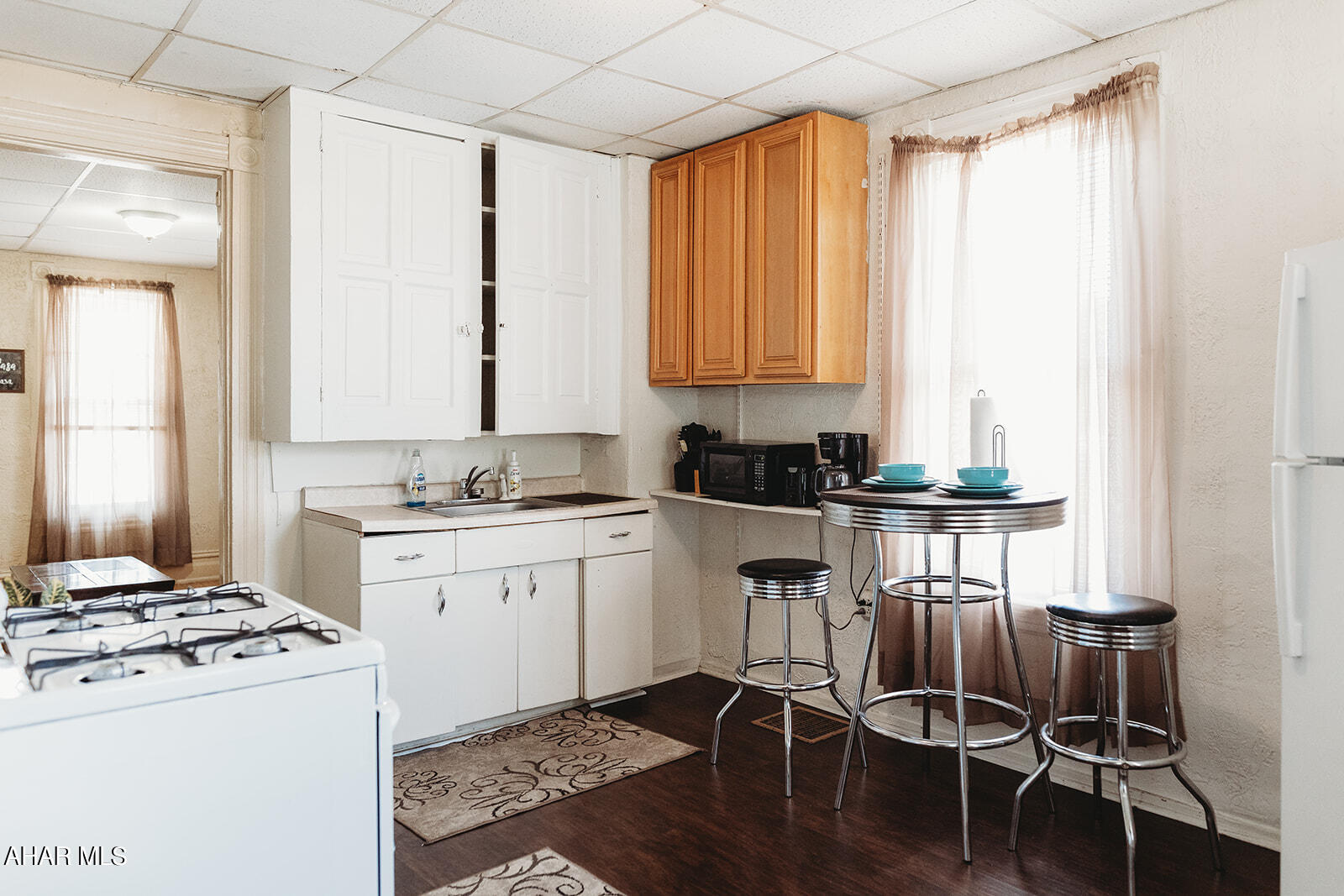East End - Residential Income