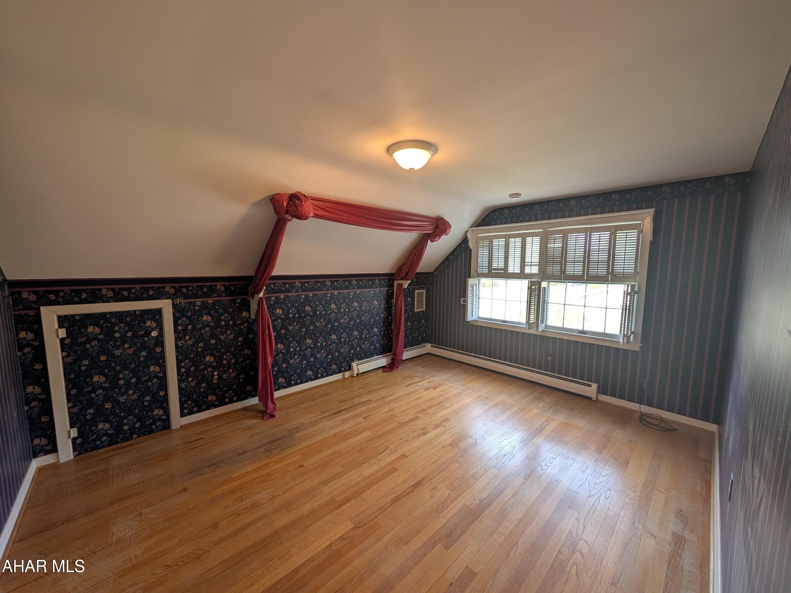 Hollidaysburg - Residential
