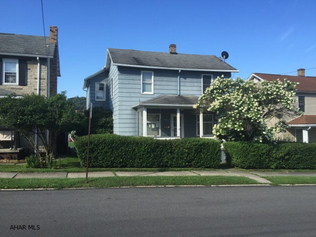 A GREAT FIND with this large 3 bed 1.5 bath home in Windber.  Eat-in kitchen with a breakfast bar, dining room, living room & family room, nice sized fenced yard.  Possible freeze damage. See attachment for PAS requirements and WFHM offer submittal information in MLS document section. Please submit all offers to the listing broker/agent. To report any concerns with a listing broker/agent, or to report any property condition or other concern needing escalation (including concerns related to a previously submitted offer), please call: 1-877-617-5274