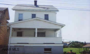 TOTALLY REMODELED INSIDE. 4 BEDROOMS, 1ST FLOOR LAUNDRY. 2-CAR GARAGE, SPACIOUS ROOMS. TOTALLY REMODELED INSIDE. 4 BEDROOMS, 1ST FLOOR LAUNDRY. 2-CAR GARAGE, SPACIOUS ROOMS.