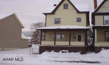 GREAT STARTER:  LARGE EAT-IN KITCHEN W/ 1ST FLOOR LAUNDRY AND 1/2 BATH.  WARM AND TOASTY W/ LOW HEATING BILLS.  WELL MAINTAINED, SOME UDPATES.  DOUBLE LOT CLOSE TO FOOD AND CONVENIENCE STORES.  BUS SERVICE 1/2 BLOCK. GREAT STARTER:  LARGE EAT-IN KITCHEN W/ 1ST FLOOR LAUNDRY AND 1/2 BATH.  WARM AND TOASTY W/ LOW HEATING BILLS.  WELL MAINTAINED, SOME UDPATES.  DOUBLE LOT CLOSE TO FOOD AND CONVENIENCE STORES.  BUS SERVICE 1/2 BLOCK.